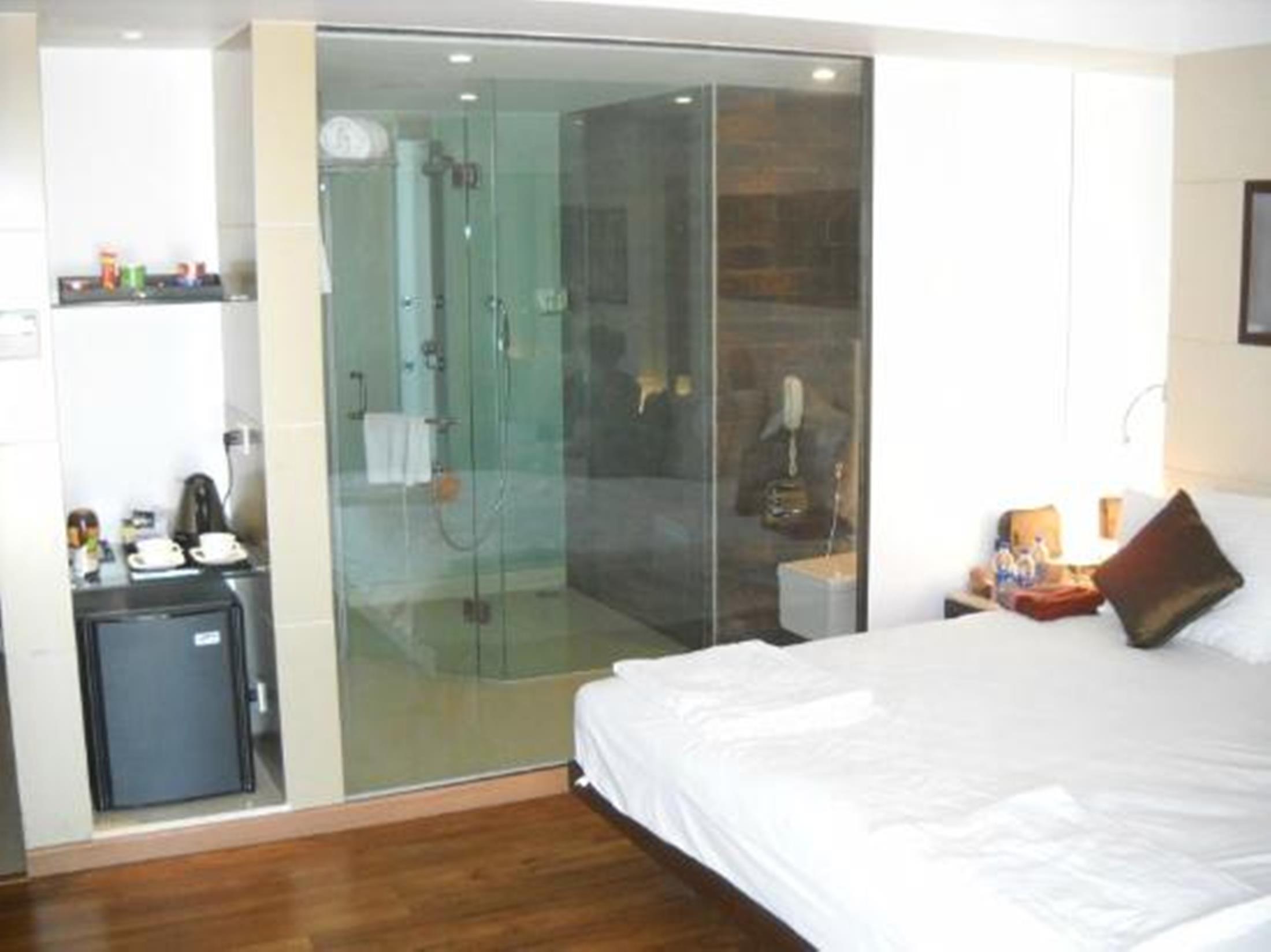 Majestic Court Sarovar Portico Navi Mumbai Ngoại thất bức ảnh