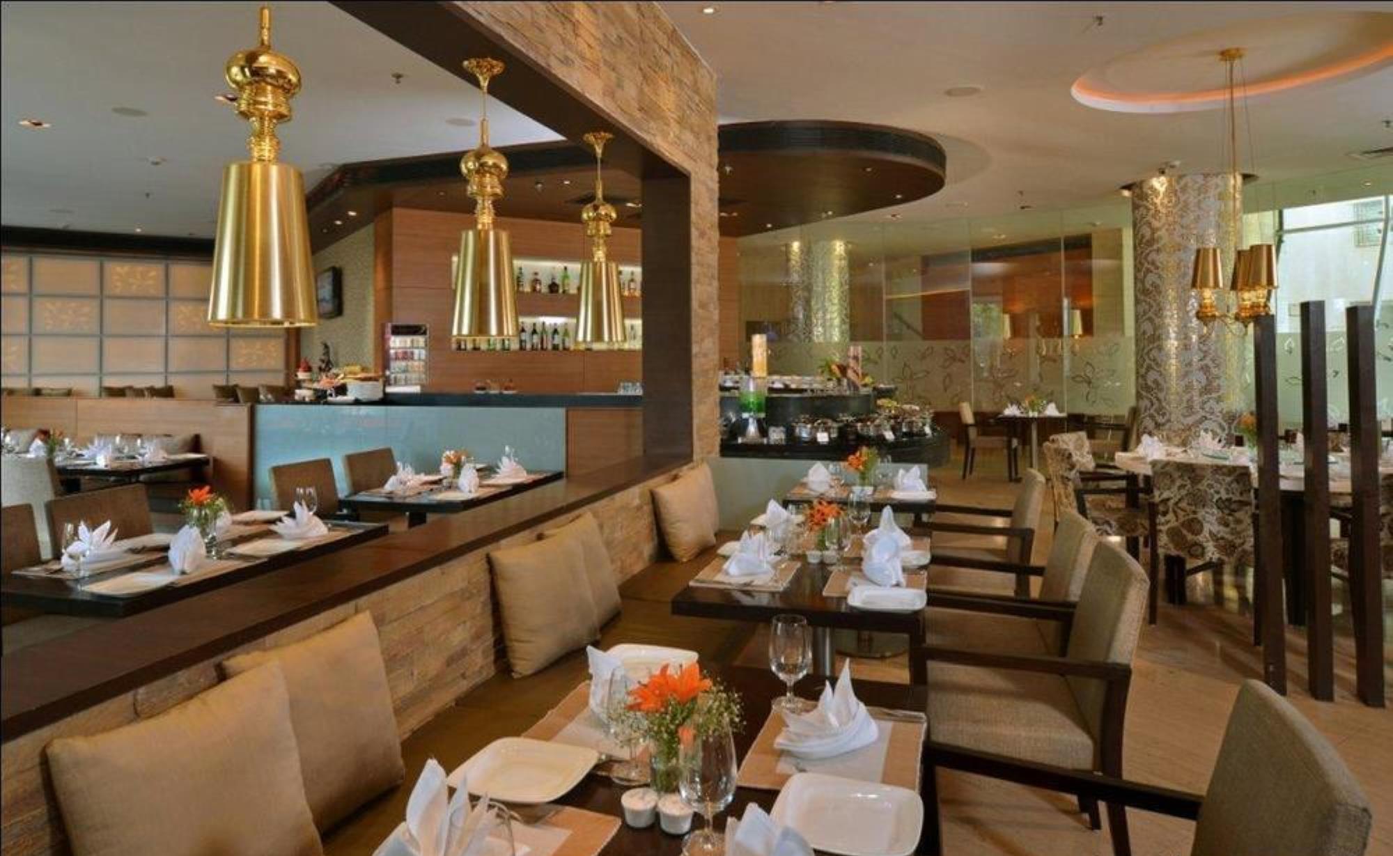 Majestic Court Sarovar Portico Navi Mumbai Ngoại thất bức ảnh