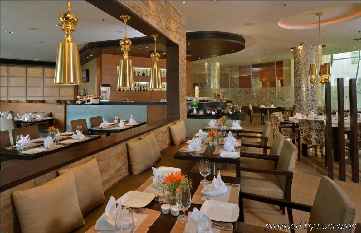 Majestic Court Sarovar Portico Navi Mumbai Ngoại thất bức ảnh