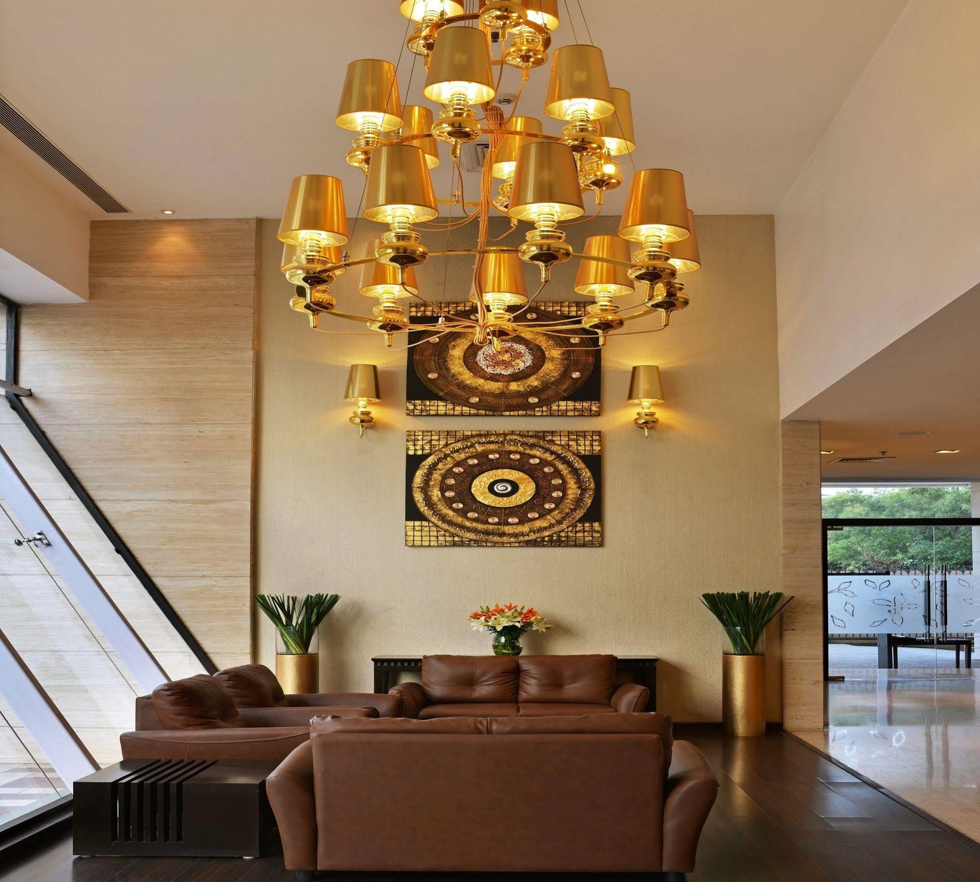 Majestic Court Sarovar Portico Navi Mumbai Ngoại thất bức ảnh