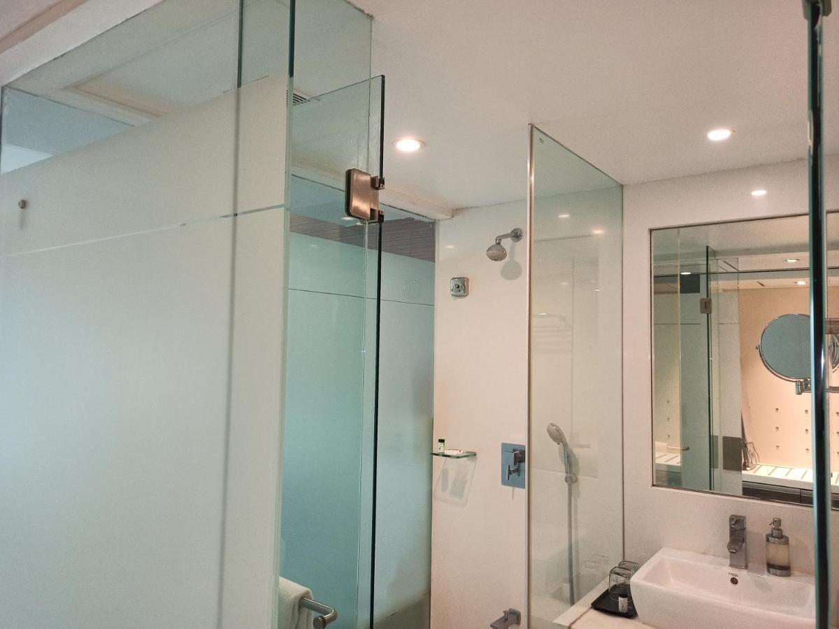 Majestic Court Sarovar Portico Navi Mumbai Ngoại thất bức ảnh